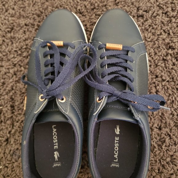 Lacoste Paris Woman's size 5 stylish runners - Picture 4 of 5